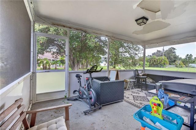 330 NE 24th AVE, Cape Coral, FL 33909