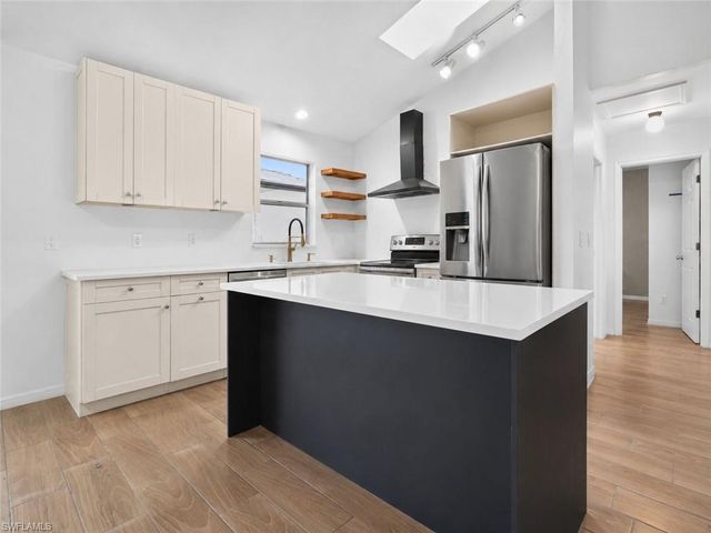 330 NE 24th AVE, Cape Coral, FL 33909