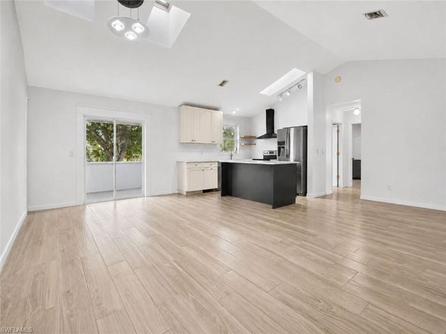 330 NE 24th AVE, Cape Coral, FL 33909