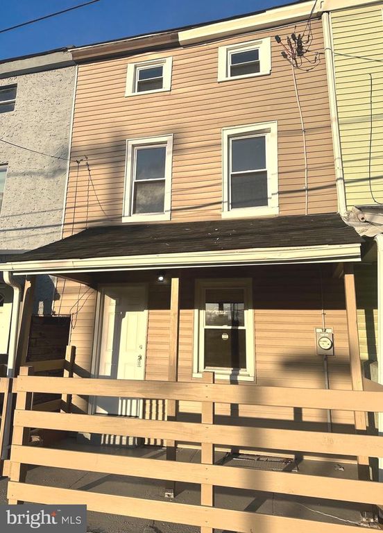 1319 CHURCH ST, Philadelphia, PA 19124