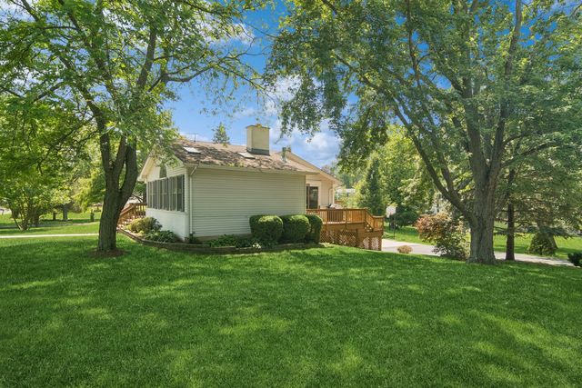 1202 Prairie Avenue, Barrington, IL 60010
