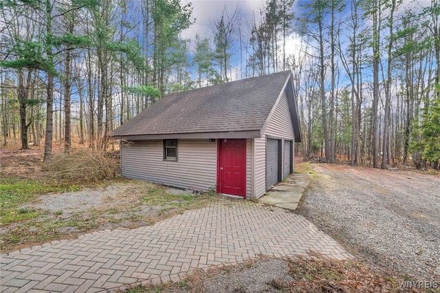 1276 Mill Road, Aurora, NY 14052