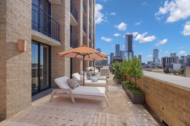 1122 Colorado ST 1004, Austin, TX 78701