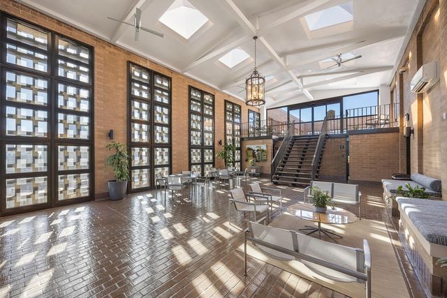 1122 Colorado ST 1004, Austin, TX 78701