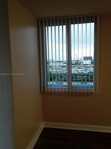 800 N Miami Ave E-1001, Miami, FL 33136