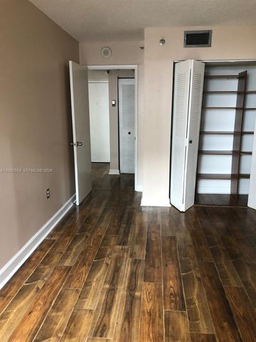 800 N Miami Ave E-1001, Miami, FL 33136