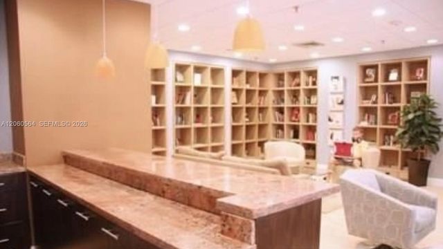 800 N Miami Ave E-1001, Miami, FL 33136