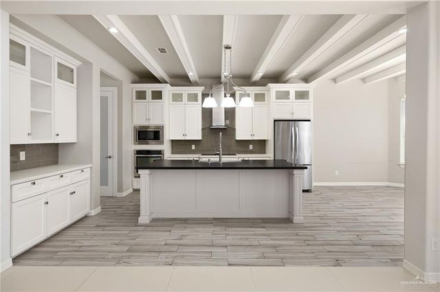 2306 W Holland Avenue, Edinburg, TX 78539