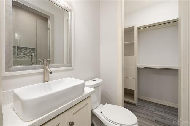 2306 W Holland Avenue, Edinburg, TX 78539