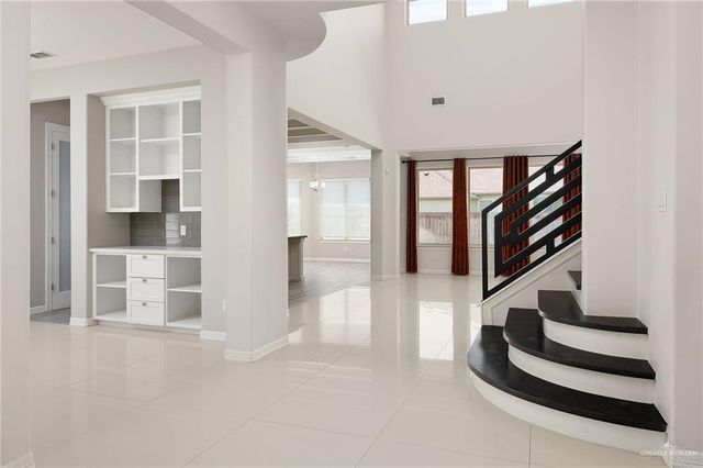 2306 W Holland Avenue, Edinburg, TX 78539