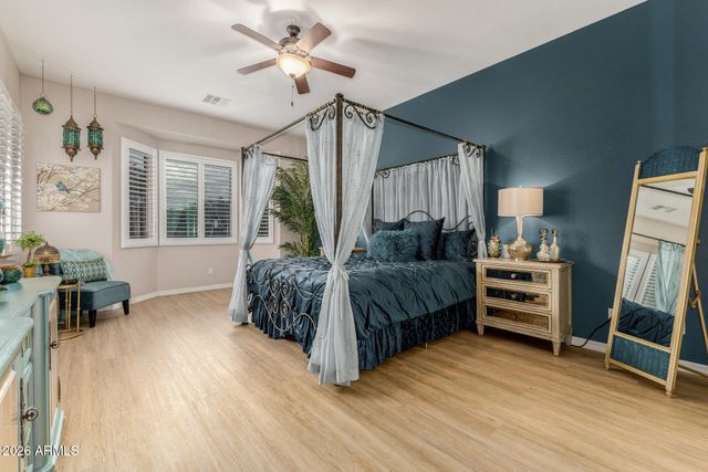 18375 W SUMMERHAVEN Drive, Goodyear, AZ 85338