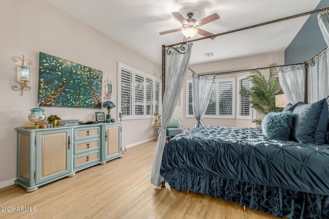 18375 W SUMMERHAVEN Drive, Goodyear, AZ 85338