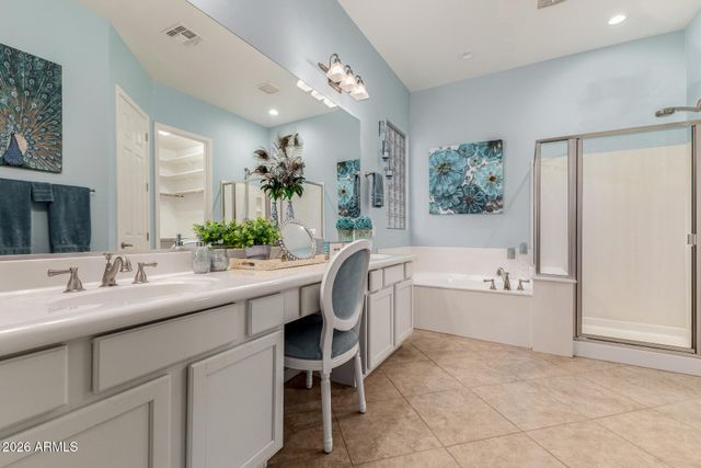 18375 W SUMMERHAVEN Drive, Goodyear, AZ 85338