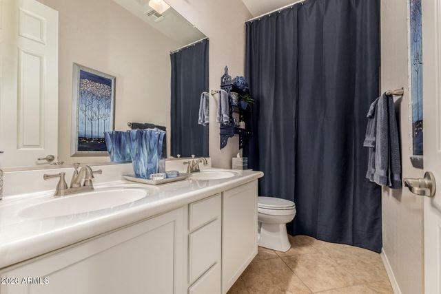 18375 W SUMMERHAVEN Drive, Goodyear, AZ 85338