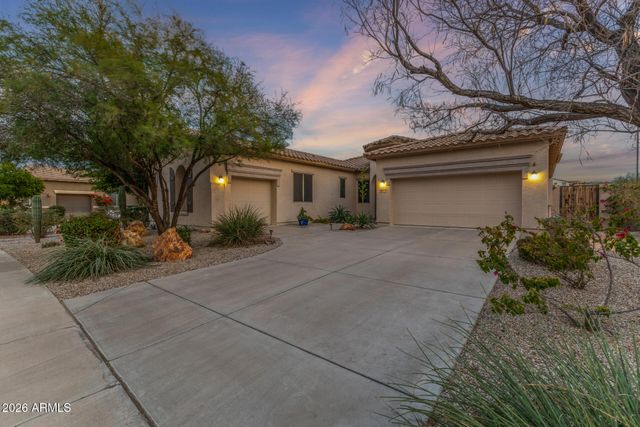 18375 W SUMMERHAVEN Drive, Goodyear, AZ 85338