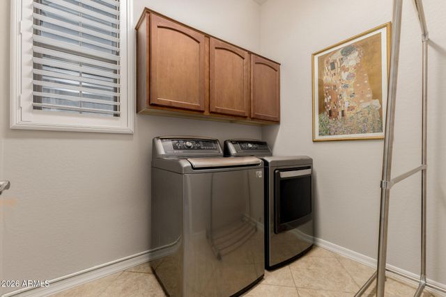 18375 W SUMMERHAVEN Drive, Goodyear, AZ 85338