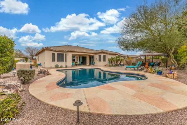 18375 W SUMMERHAVEN Drive, Goodyear, AZ 85338