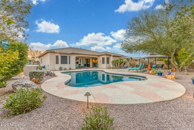 18375 W SUMMERHAVEN Drive, Goodyear, AZ 85338