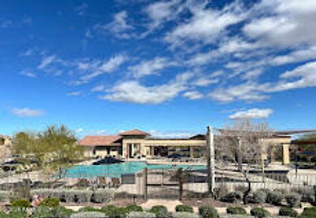 18375 W SUMMERHAVEN Drive, Goodyear, AZ 85338