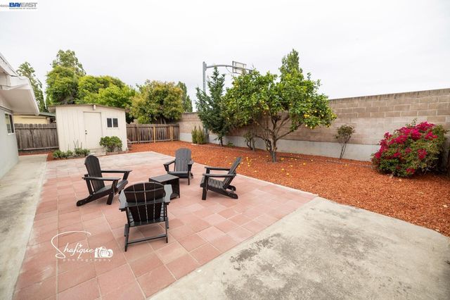 1029 Blazingwood Dr, Sunnyvale, CA 94089