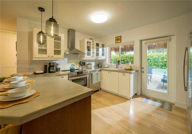 269 SE 8th Ave, Deerfield Beach, FL 33441