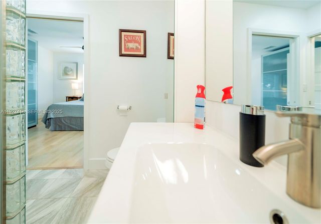 269 SE 8th Ave, Deerfield Beach, FL 33441