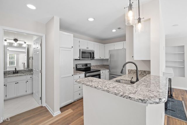 1021 Brighthurst Drive 103, Raleigh, NC 27605