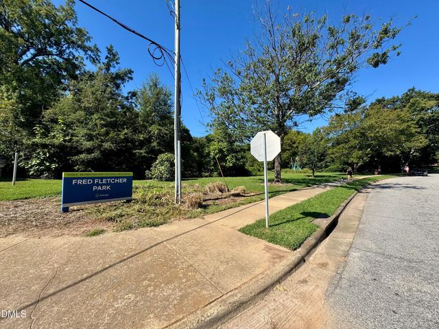 1021 Brighthurst Drive 103, Raleigh, NC 27605
