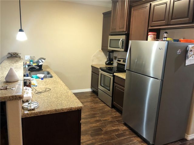 406 B Poplar Street, College Station, TX 77840