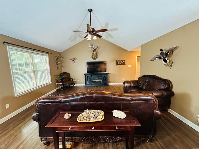 106 Martha Jean Lane, Beebe, AR 72012