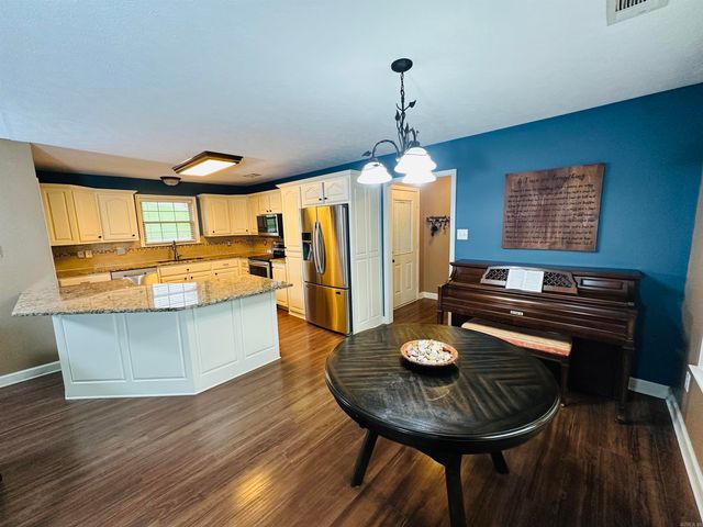 106 Martha Jean Lane, Beebe, AR 72012