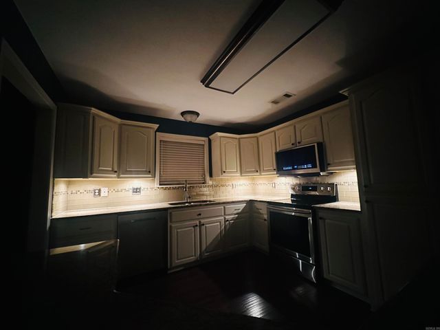 106 Martha Jean Lane, Beebe, AR 72012