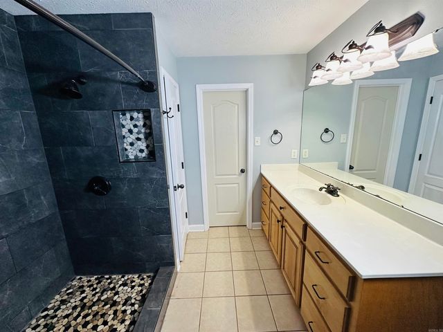 106 Martha Jean Lane, Beebe, AR 72012