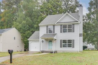 217 Rivers Ridge CIR, Newport News, VA 23608