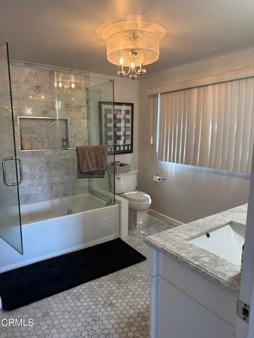 2040 Hilldale Drive, La Canada Flintridge, CA 91011