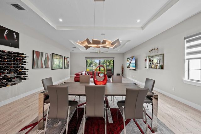 3069 Bellflower Cir, West Palm Beach, FL 33401