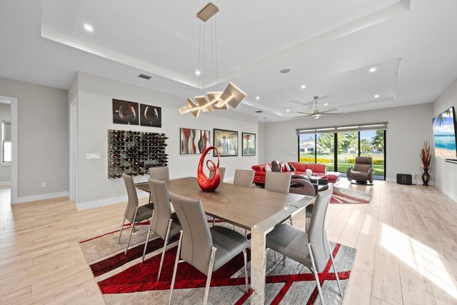 3069 Bellflower Cir, West Palm Beach, FL 33401