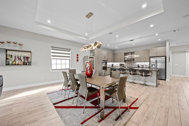 3069 Bellflower Cir, West Palm Beach, FL 33401