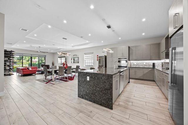 3069 Bellflower Cir, West Palm Beach, FL 33401