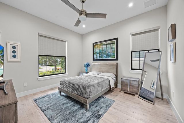 3069 Bellflower Cir, West Palm Beach, FL 33401