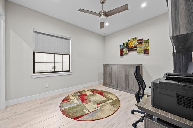 3069 Bellflower Cir, West Palm Beach, FL 33401