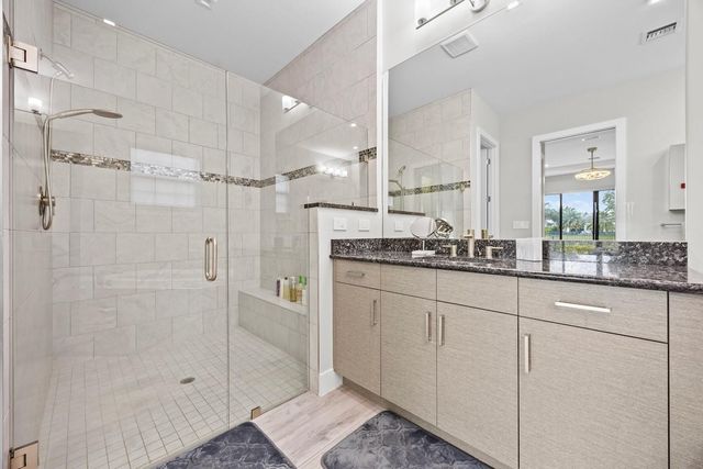 3069 Bellflower Cir, West Palm Beach, FL 33401