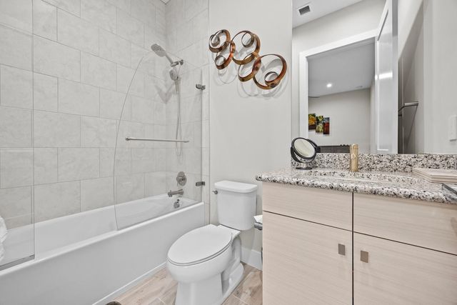 3069 Bellflower Cir, West Palm Beach, FL 33401