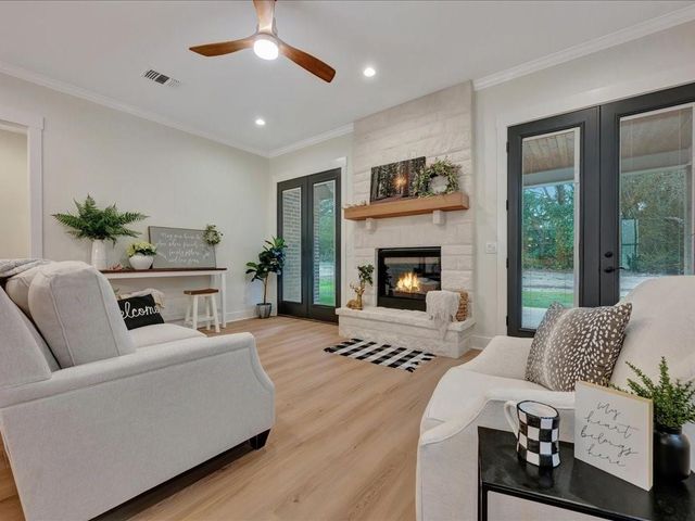 107 Evergreen Lane, Lufkin, TX 75904