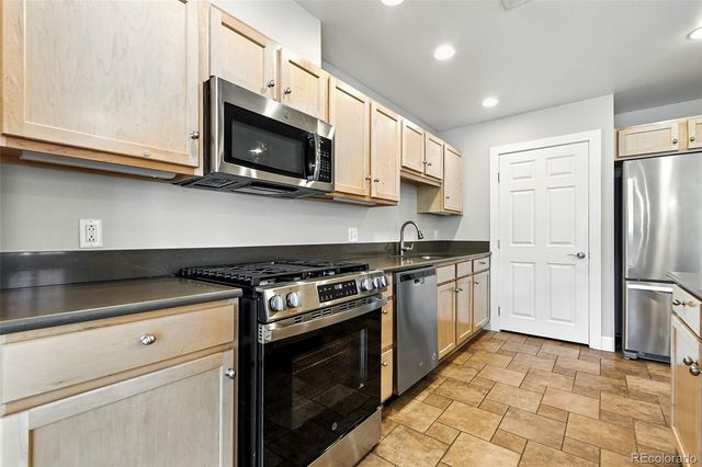 1631 N Emerson Street 207, Denver, CO 80218