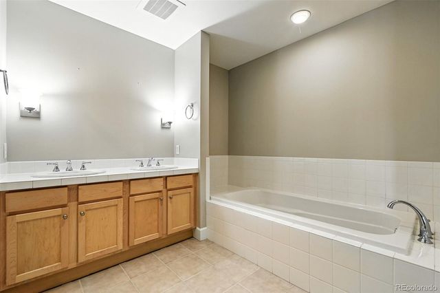 1631 N Emerson Street 207, Denver, CO 80218