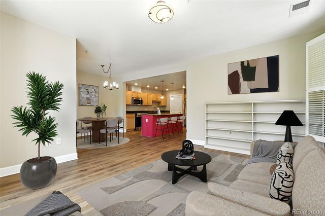 1631 N Emerson Street 207, Denver, CO 80218