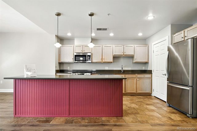 1631 N Emerson Street 207, Denver, CO 80218