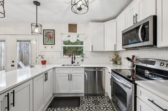 386 Huntington Ridge Dr, Nashville, TN 37211