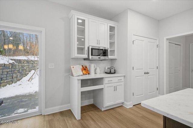 14 Wellington Court, Clifton Park, NY 12065